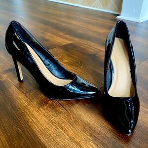 Forever 21 Black pumps 8.5